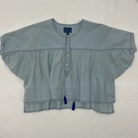 Lucky Brand Women's Shirred Button Front Chambray Top sz Medium - Picture 1 of 11